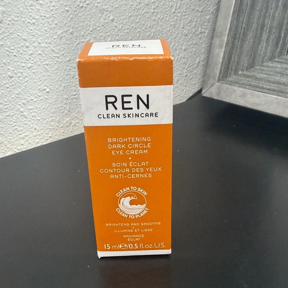 REN Clean Skincare Brightening Dark Circle Eye Cream - Orange